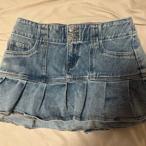 PacSun low-rise denim pleated mini skirt